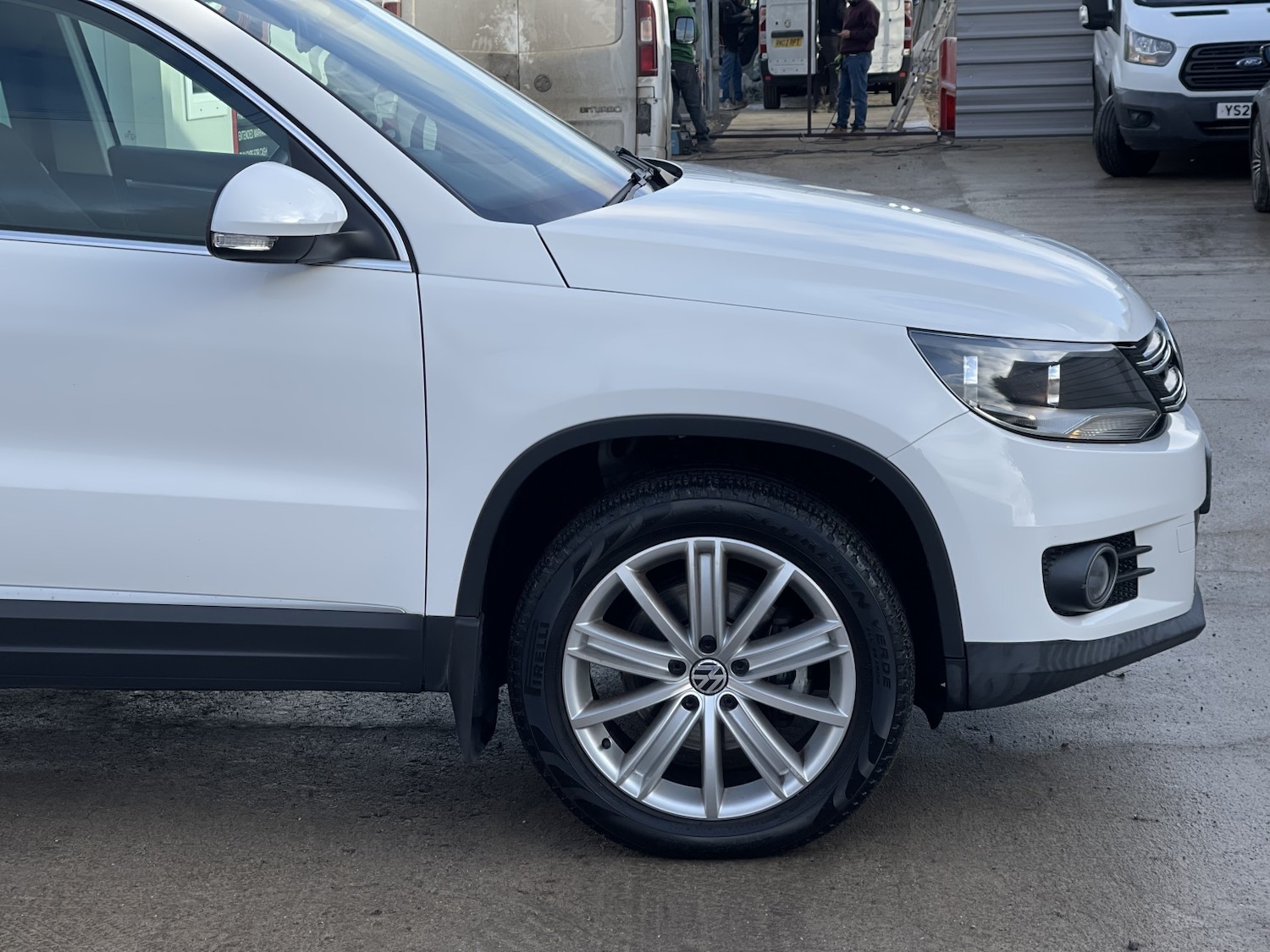 Used Volkswagen Tiguan 2011 for sale - 77237130: Photo 24