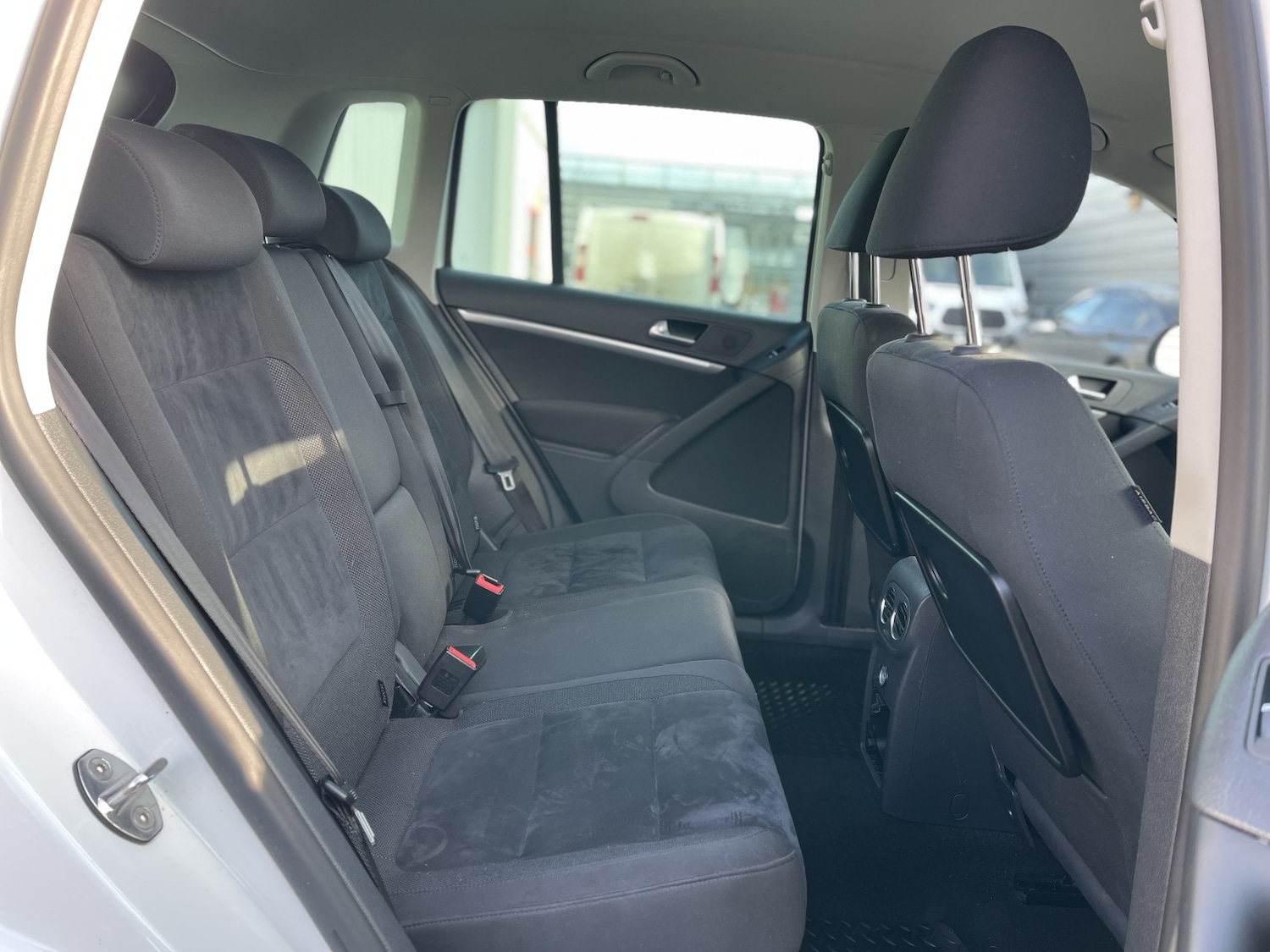 Used Volkswagen Tiguan 2011 for sale - 77237130: Photo 48