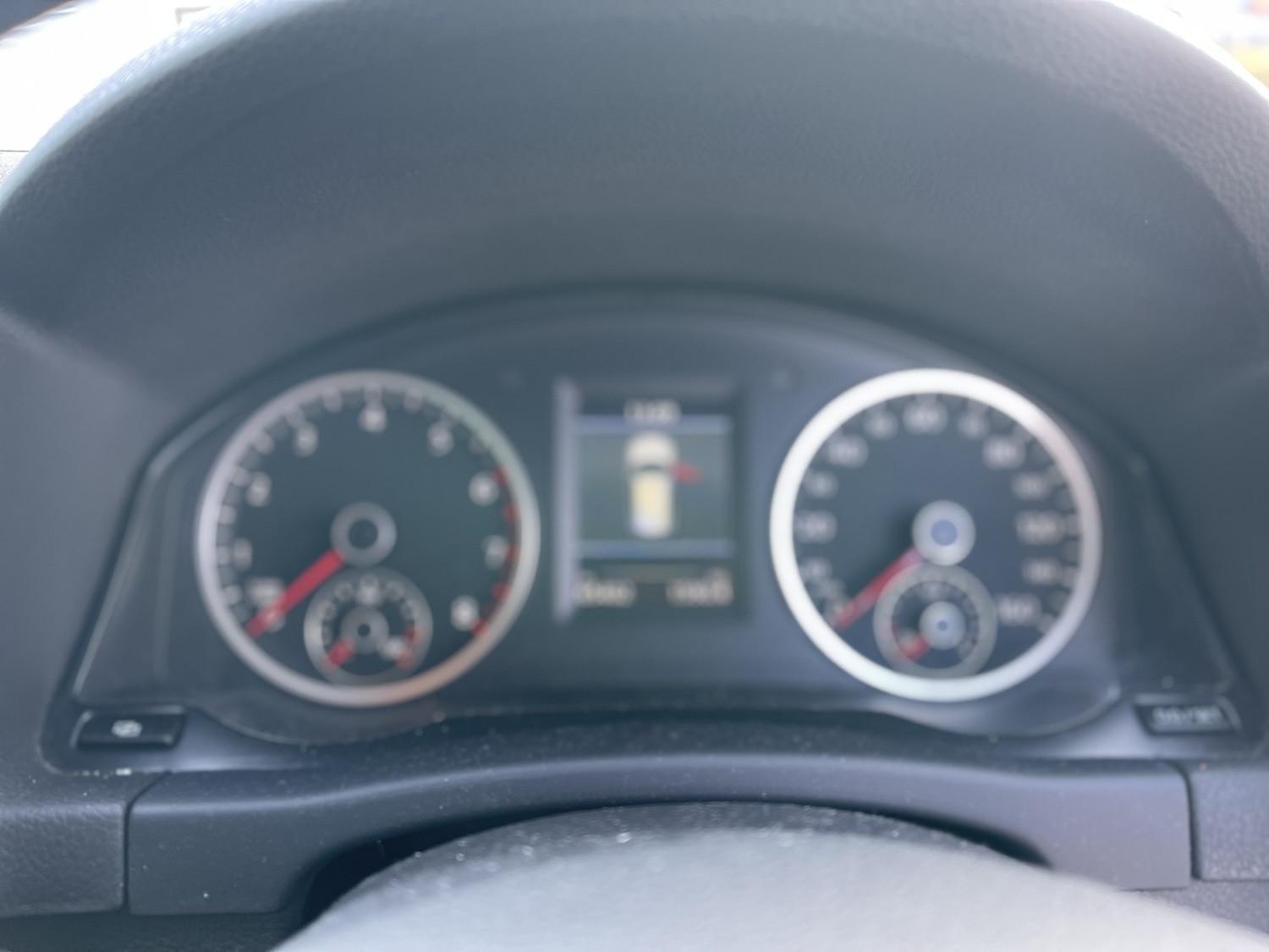 Used Volkswagen Tiguan 2011 for sale - 77237130: Photo 50