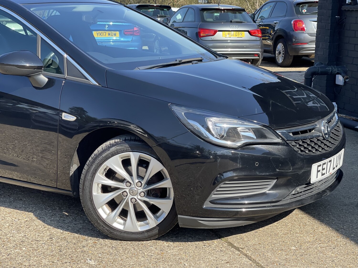 Used Vauxhall Astra 2017 for sale - 77962034: Photo 3