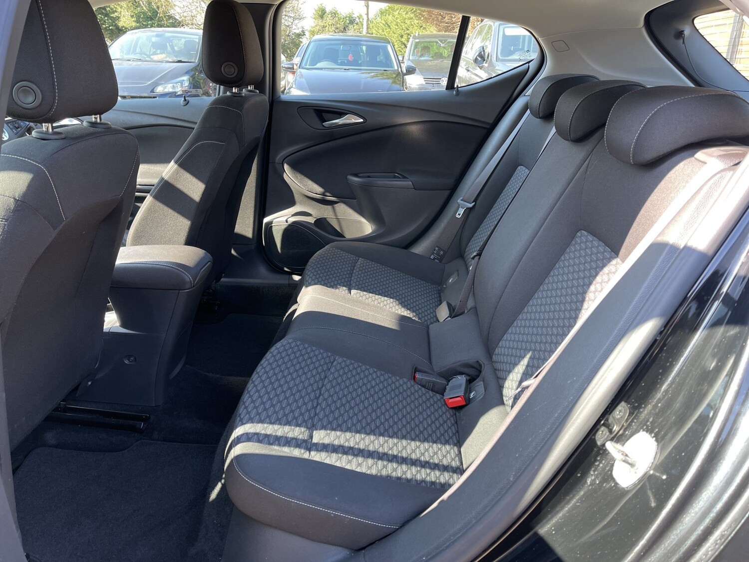 Used Vauxhall Astra 2017 for sale - 77962034: Photo 34