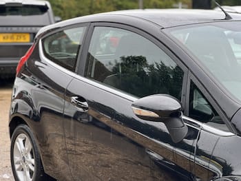 Used Ford Fiesta 2015 for sale - 79676361: Photo