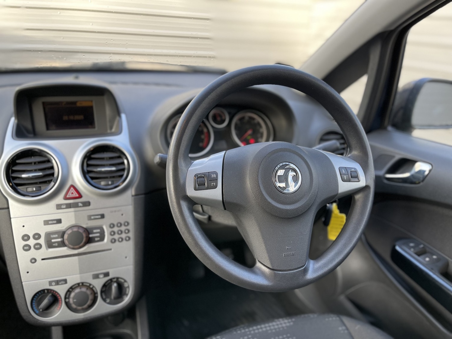 Used Vauxhall Corsa 2014 for sale - 76324810: Photo 40