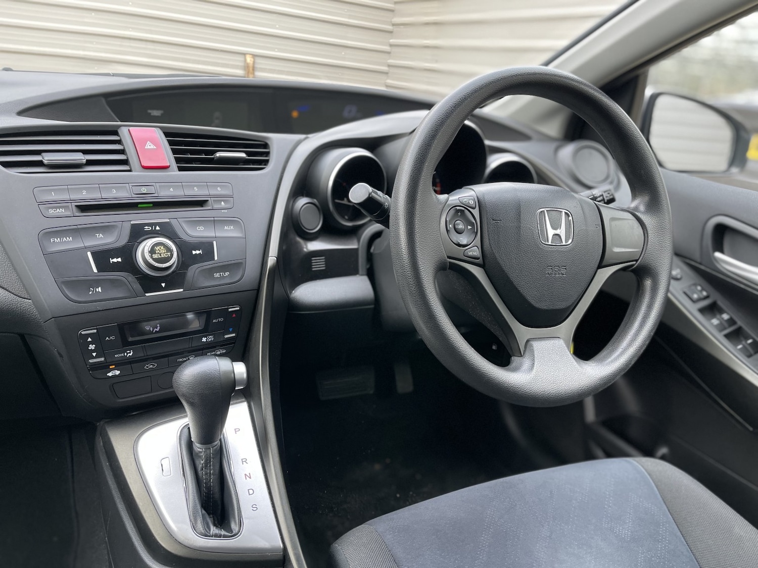 Used Honda Civic 2013 for sale - 76643479: Photo 37