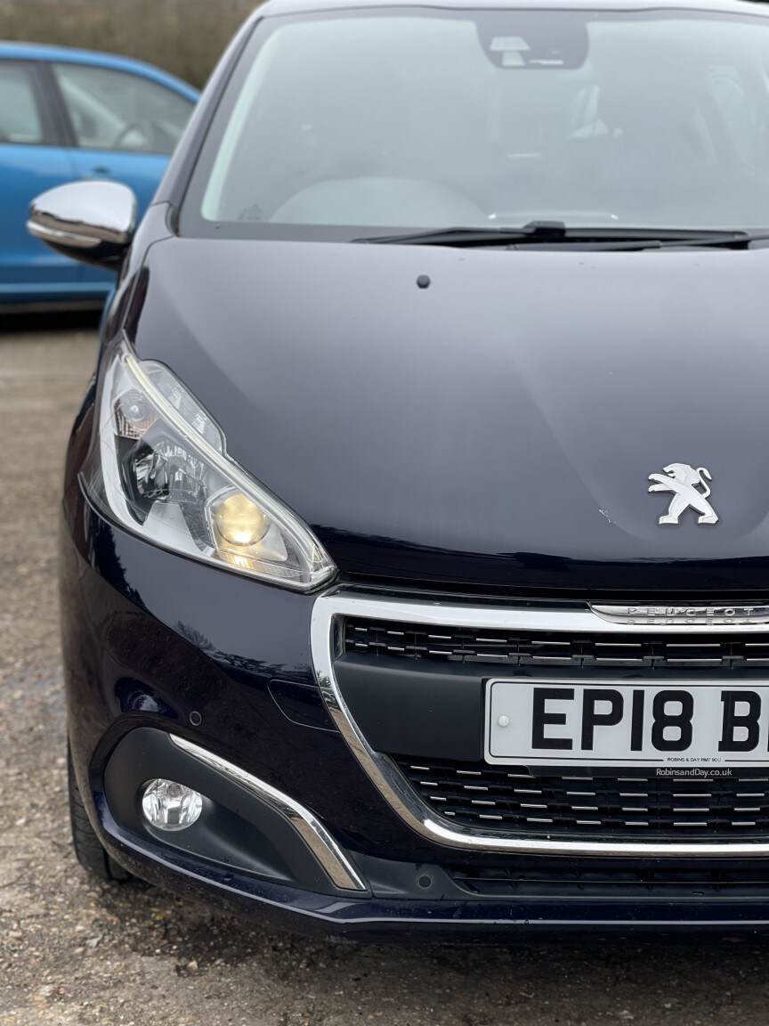 Used Peugeot 208 2018 for sale - 77880953: Photo 17