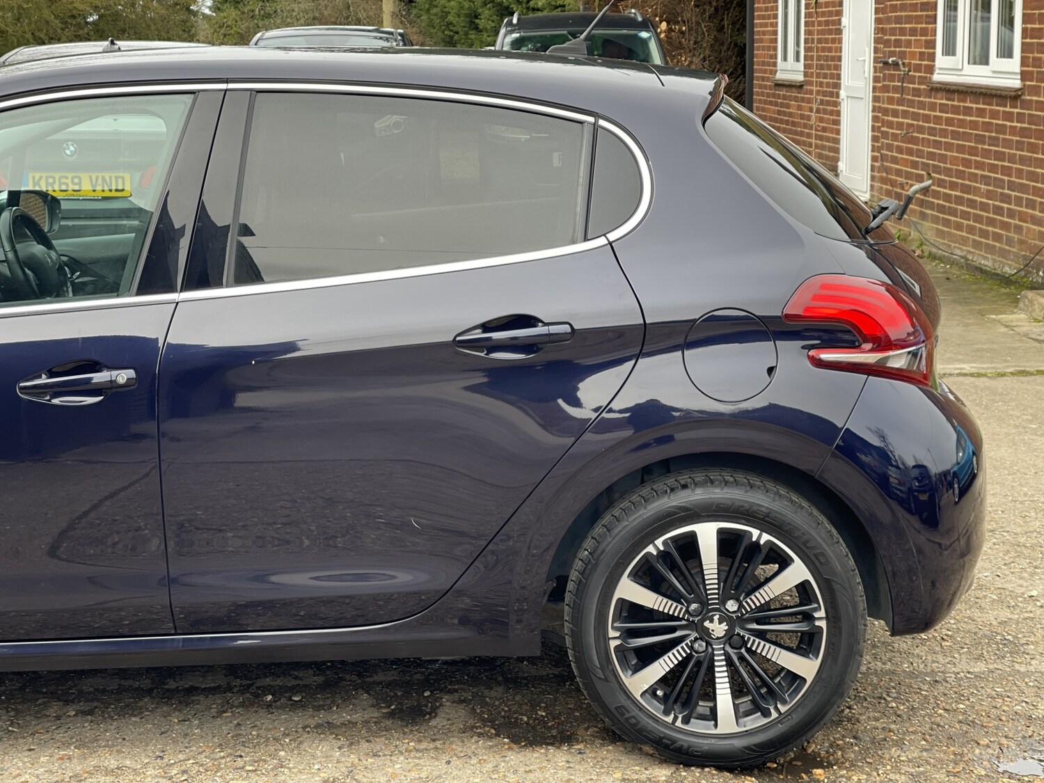 Used Peugeot 208 2018 for sale - 77880953: Photo 27