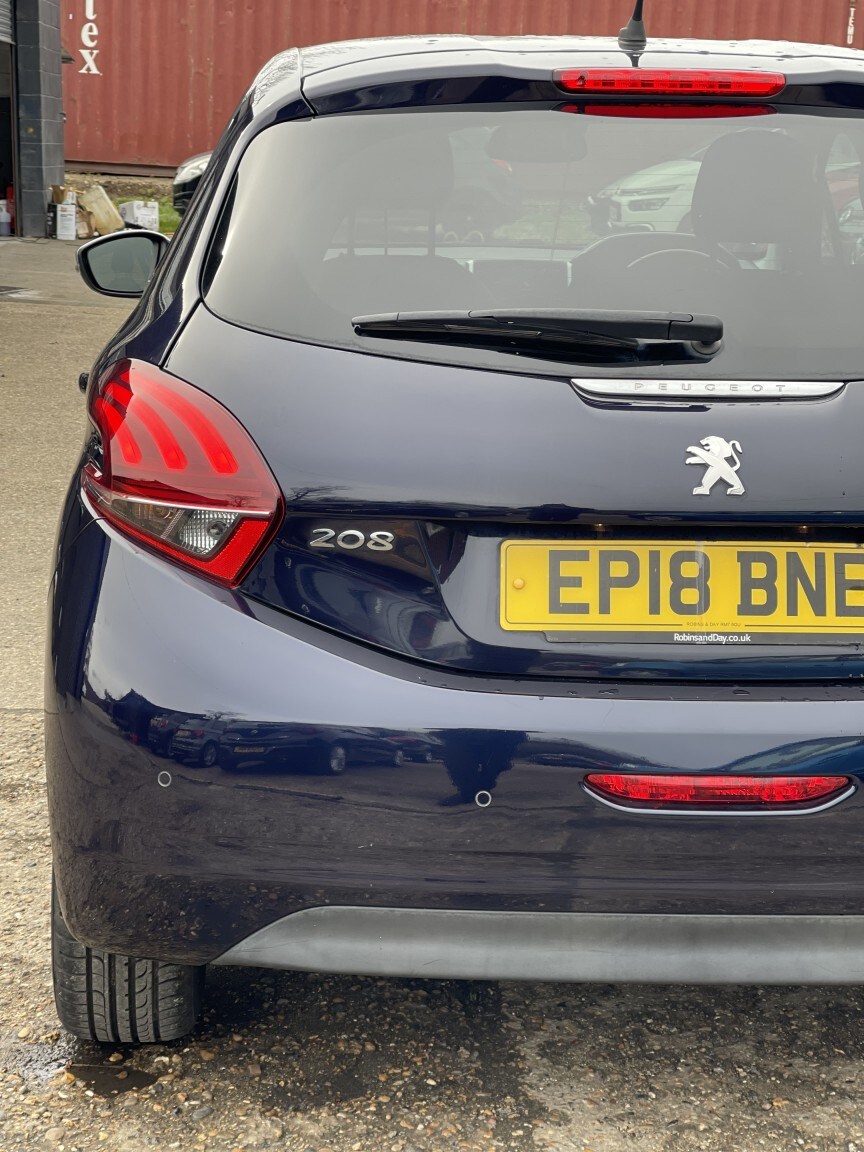 Used Peugeot 208 2018 for sale - 77880953: Photo 29