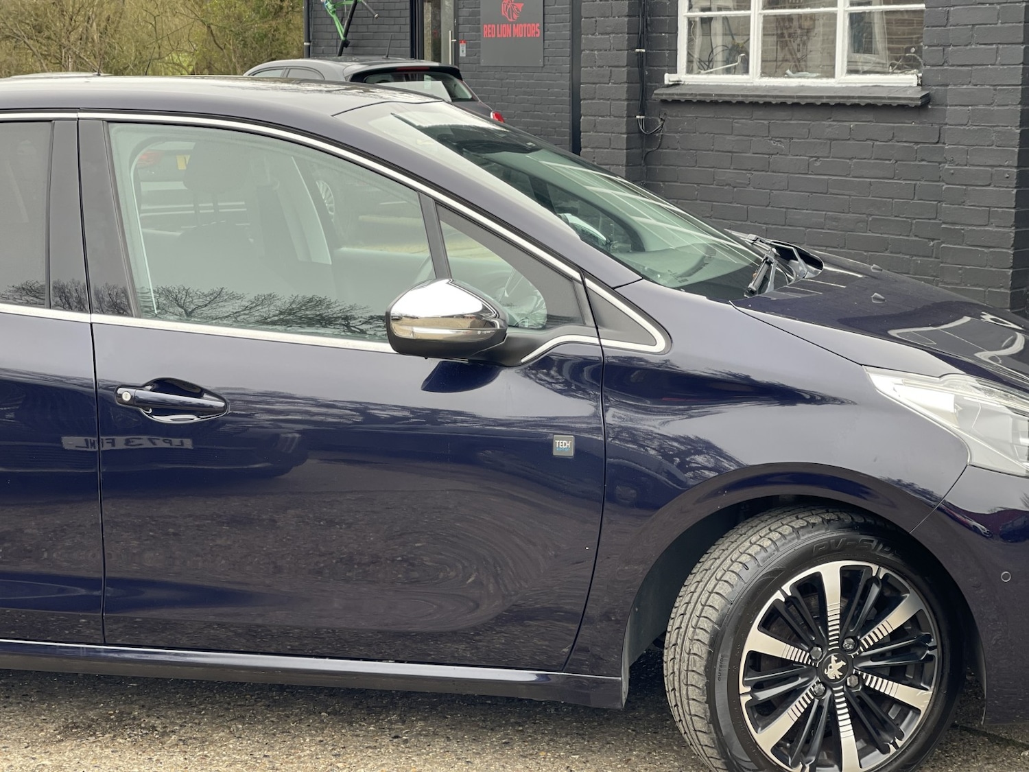 Used Peugeot 208 2018 for sale - 77880953: Photo 5