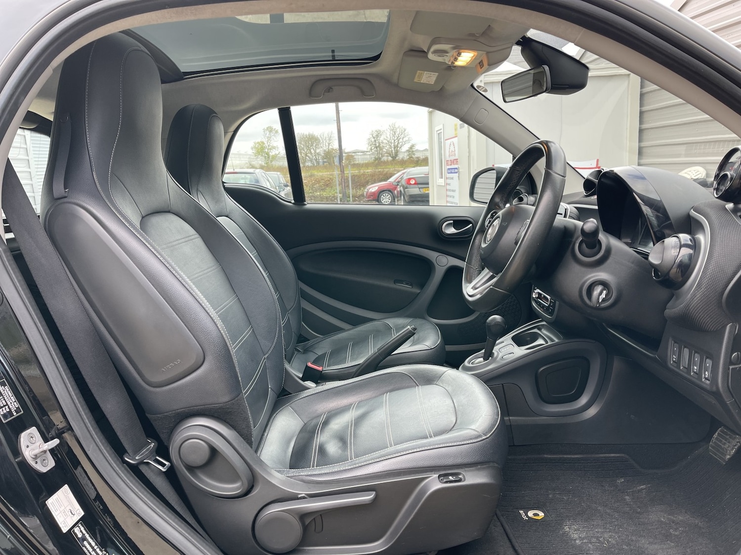 Used smart fortwo 2016 for sale - 76527378: Photo 37