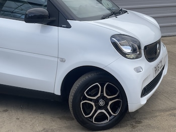 Used smart fortwo 2016 for sale - 76527378: Photo