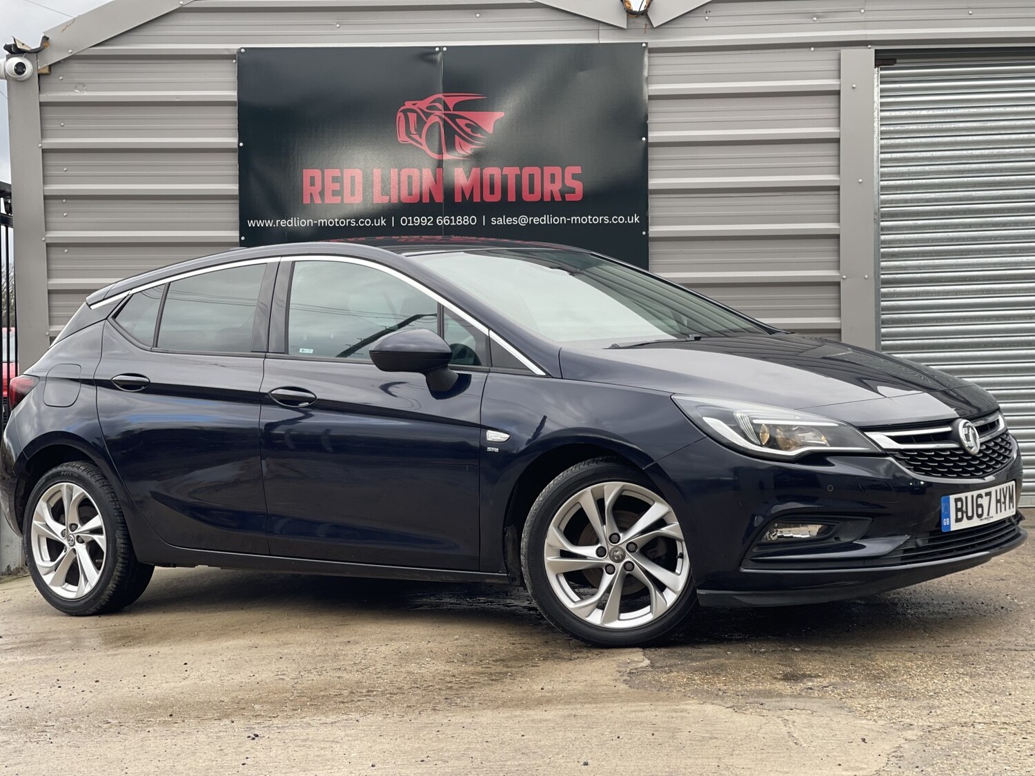 Used Vauxhall Astra 2017 for sale - 77632497: Photo 2