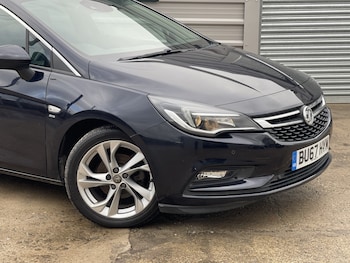 Used Vauxhall Astra 2017 for sale - 77632497: Photo
