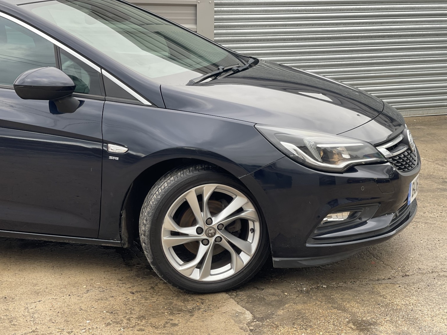 Used Vauxhall Astra 2017 for sale - 77632497: Photo 4