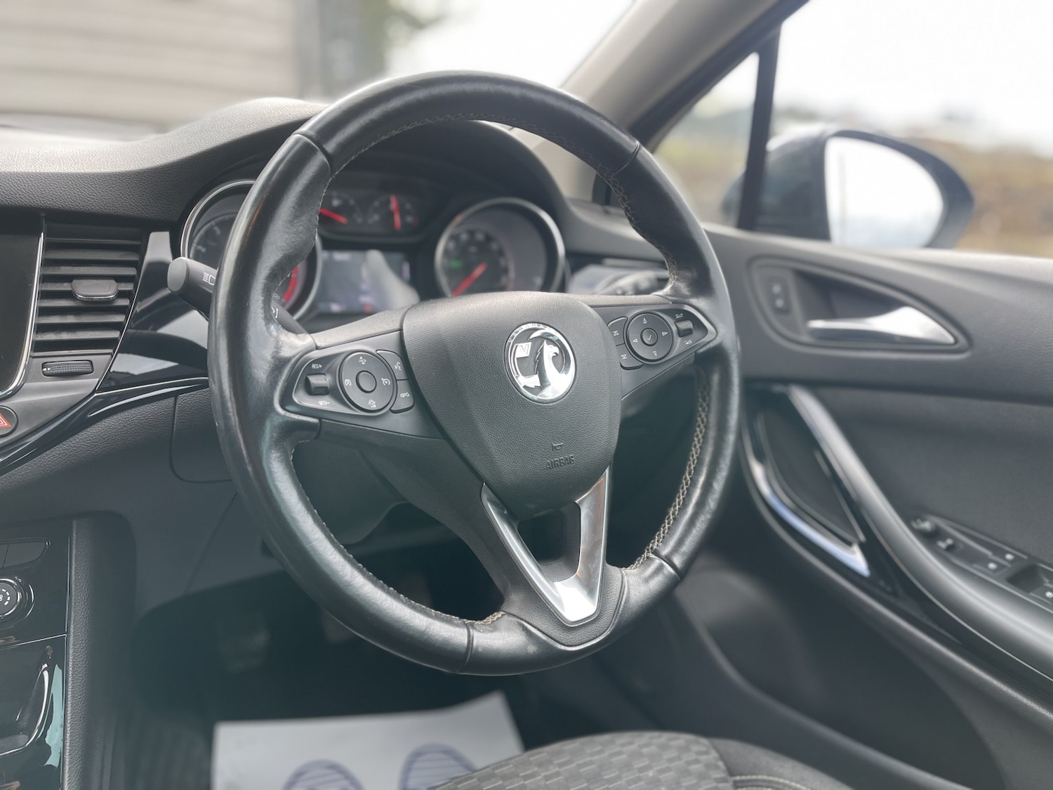 Used Vauxhall Astra 2017 for sale - 77632497: Photo 44