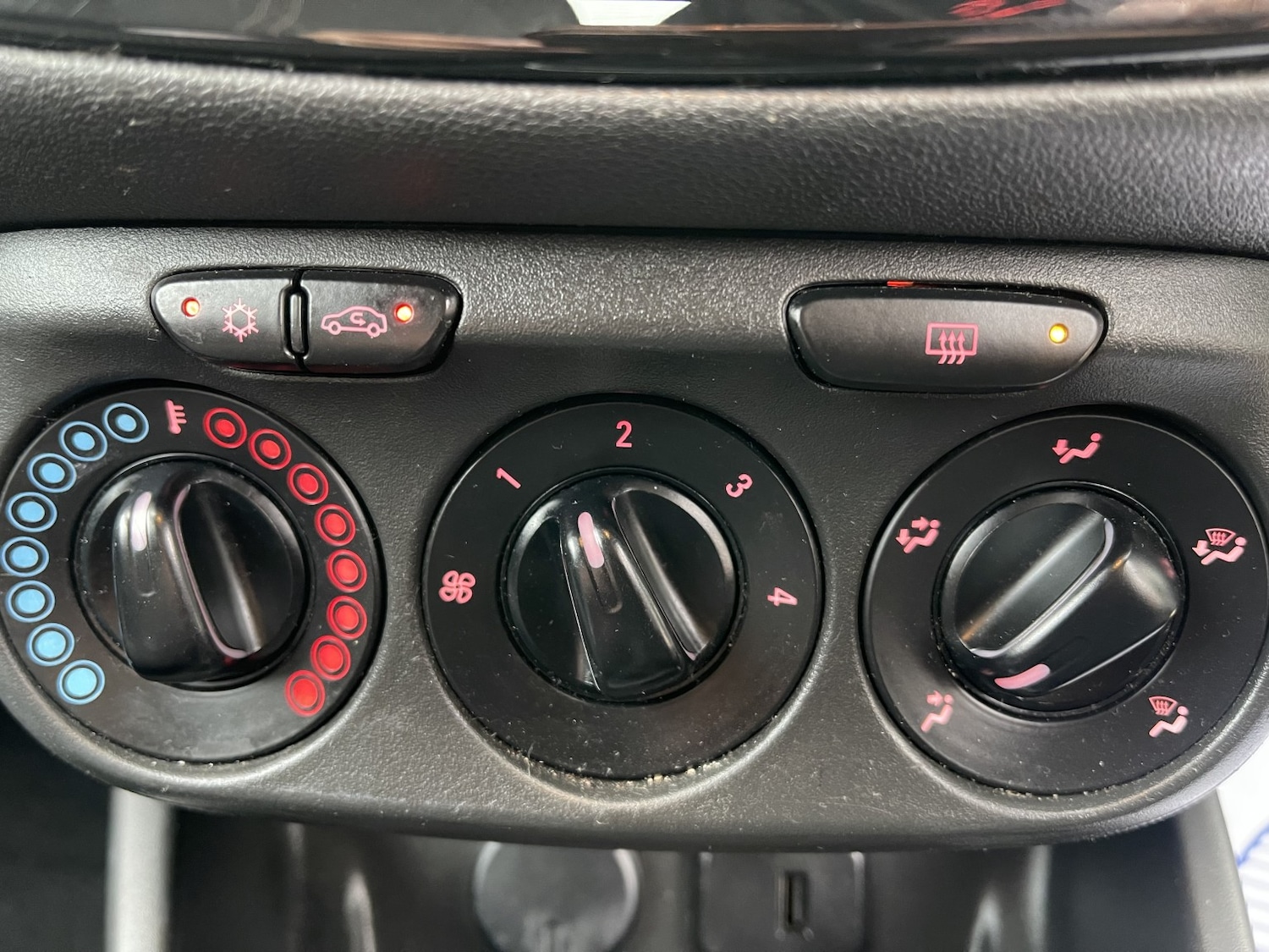 Used Vauxhall Corsa 2017 for sale - 77997277: Photo 49