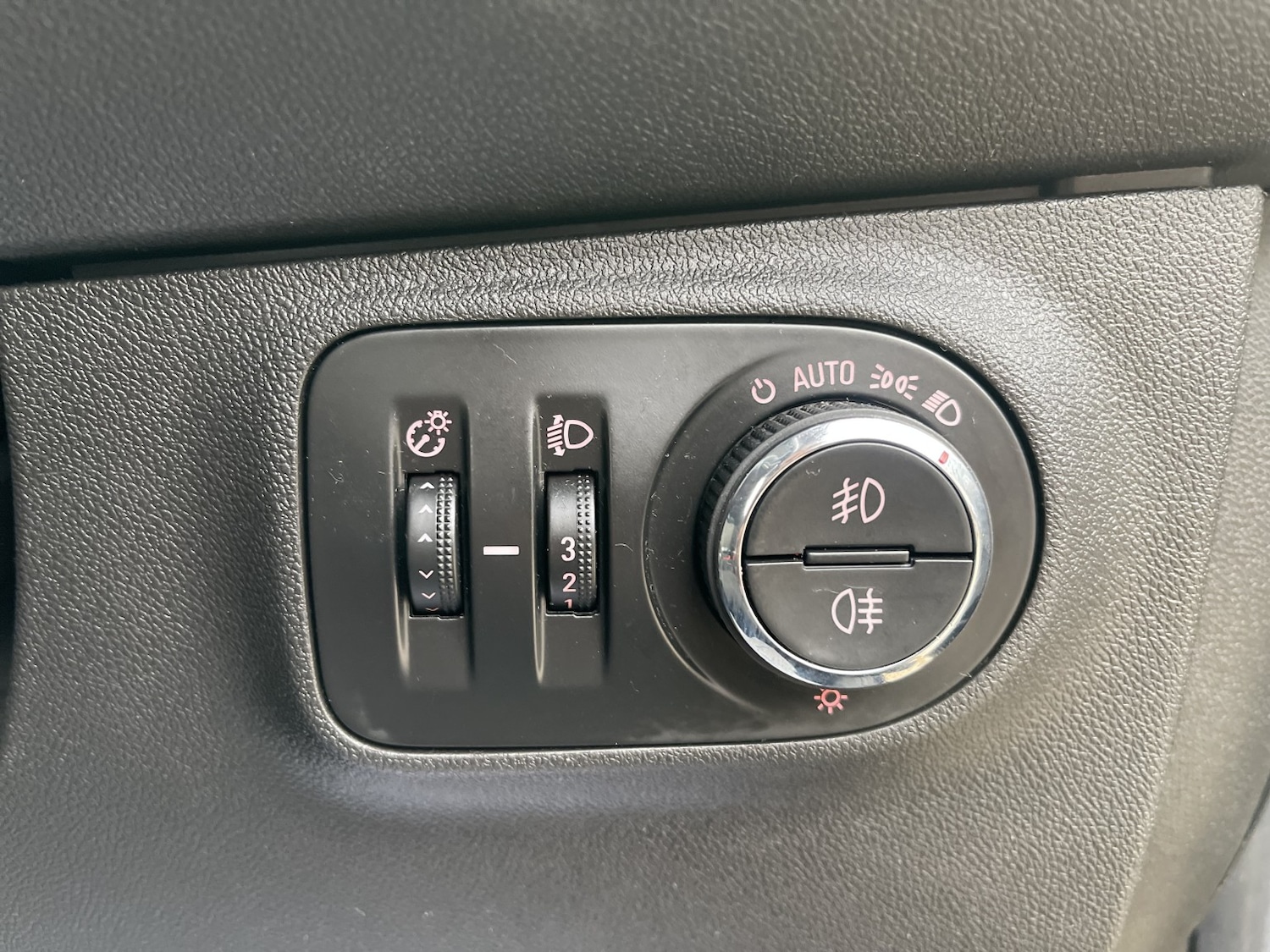 Used Vauxhall Corsa 2017 for sale - 77997277: Photo 53