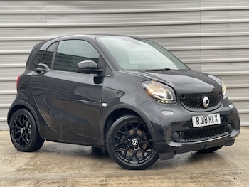 Used smart fortwo 2018 for sale - 76317457: Photo