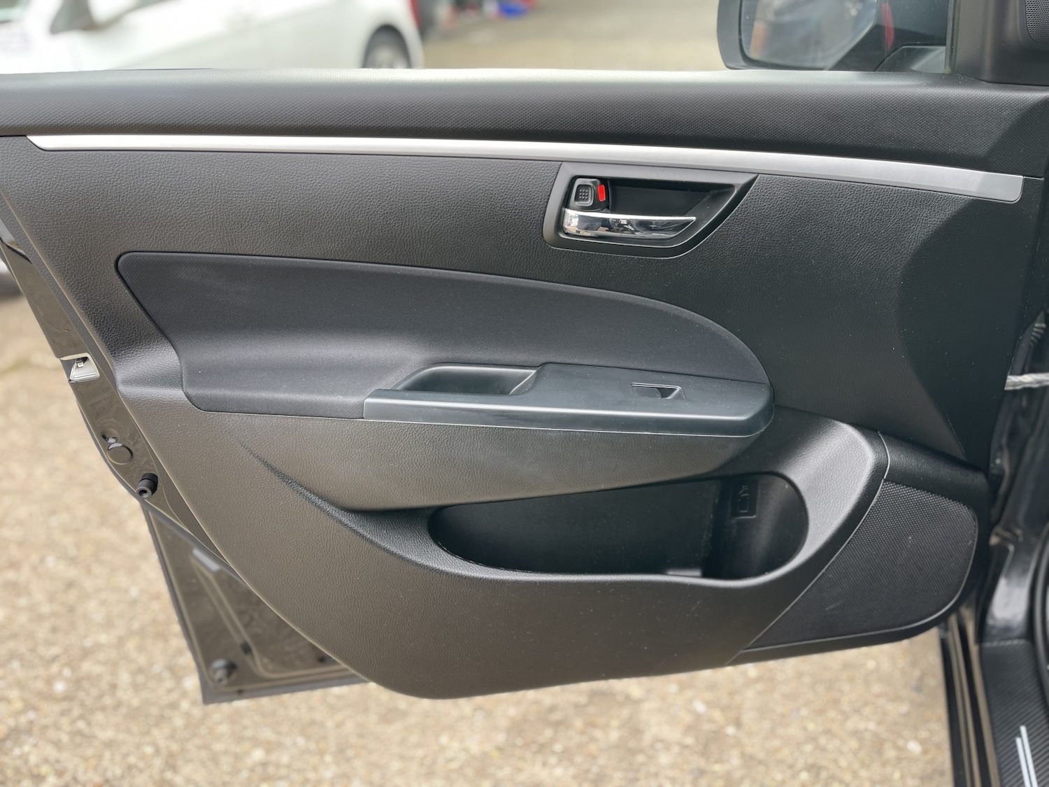 Used Suzuki Swift 2017 for sale - 78182903: Photo 36