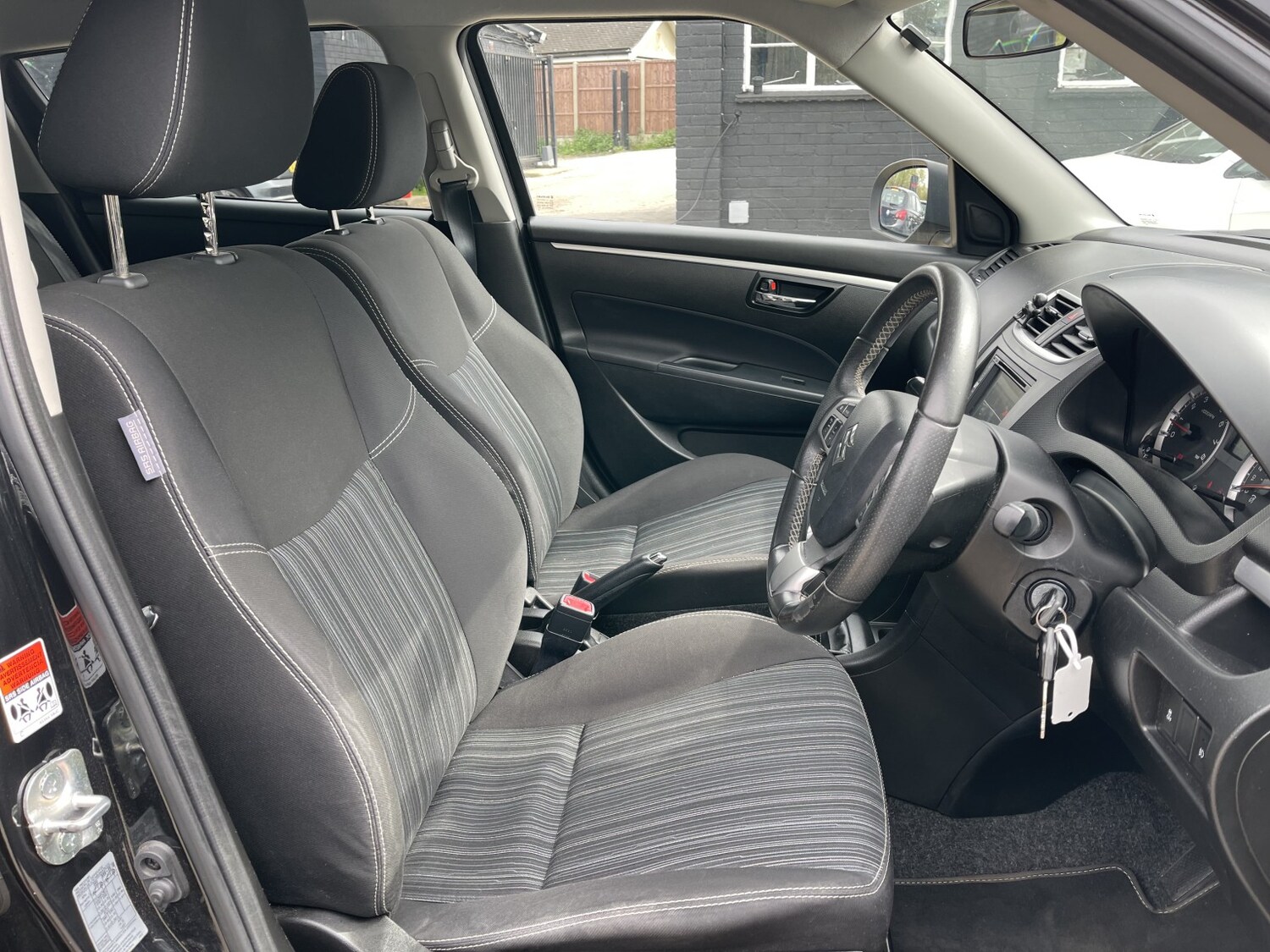 Used Suzuki Swift 2017 for sale - 78182903: Photo 50