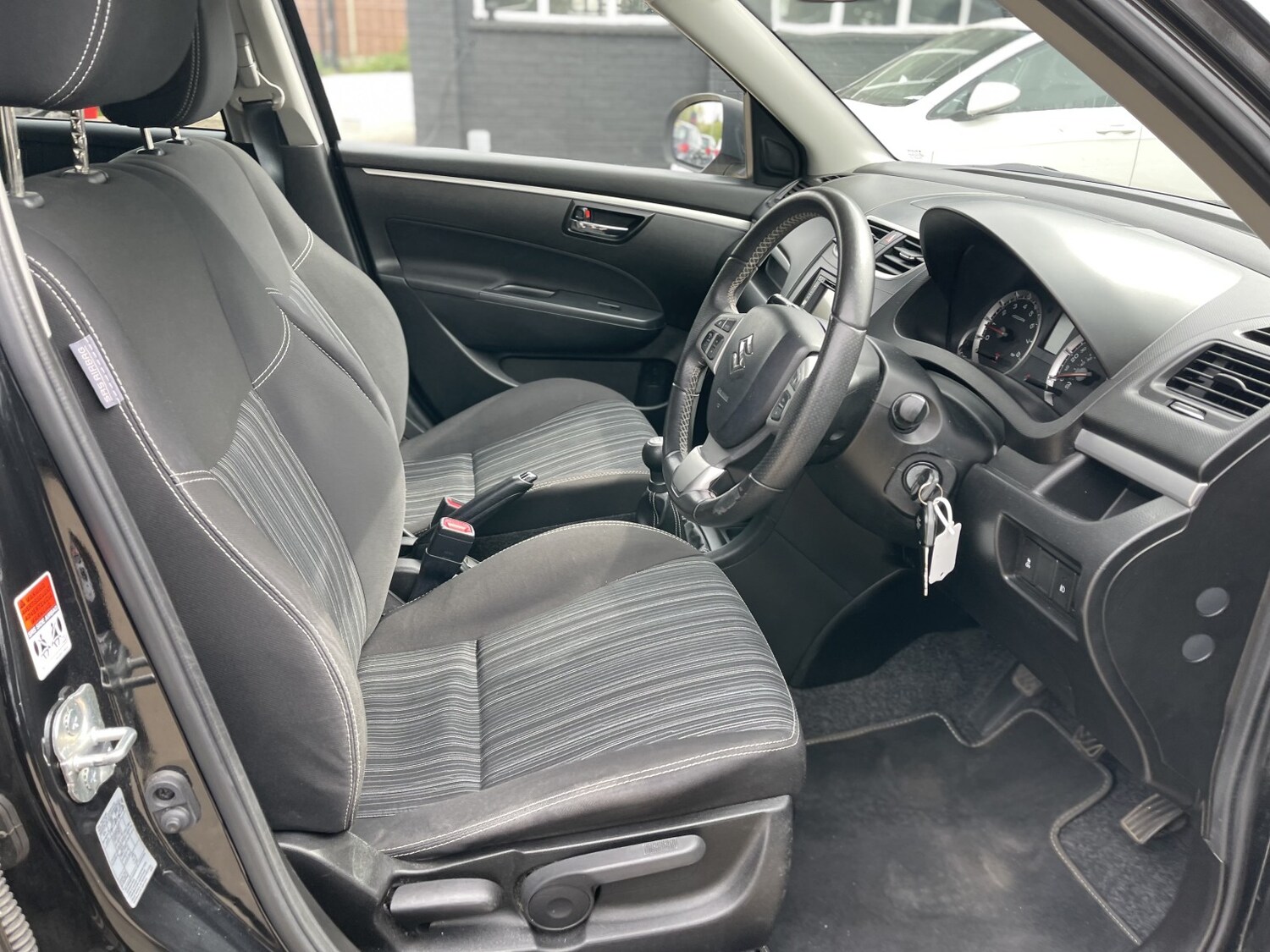 Used Suzuki Swift 2017 for sale - 78182903: Photo 51