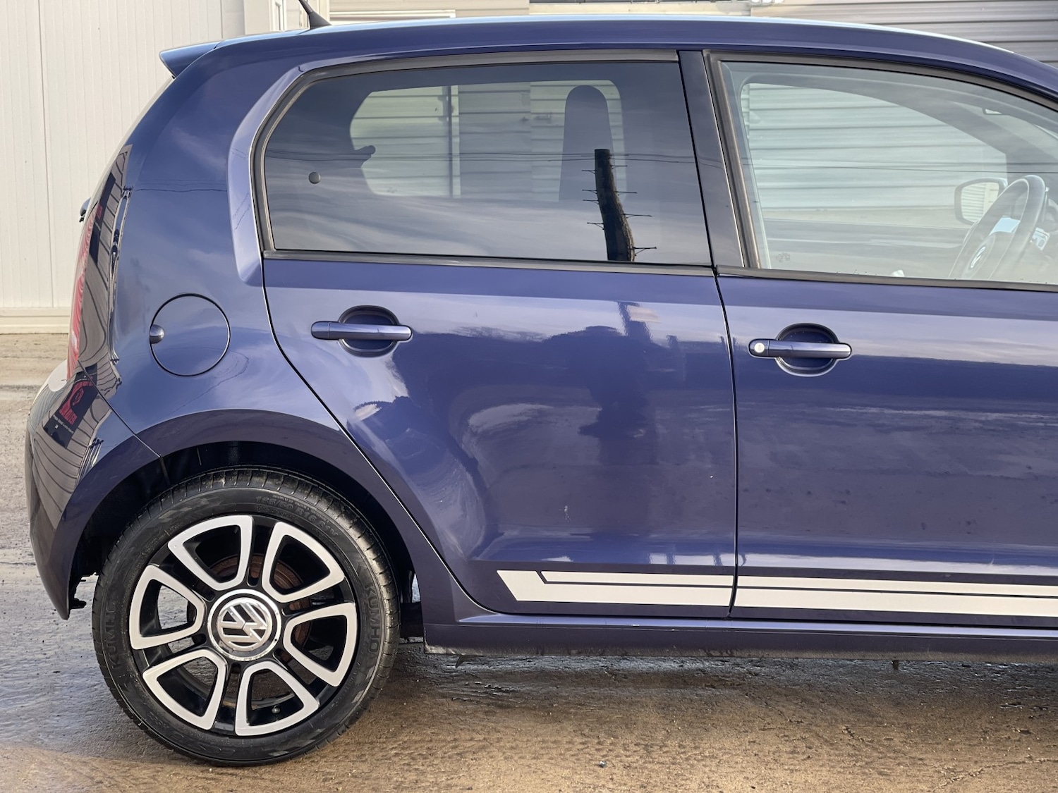 Used Volkswagen up! 2015 for sale - 77385154: Photo 28
