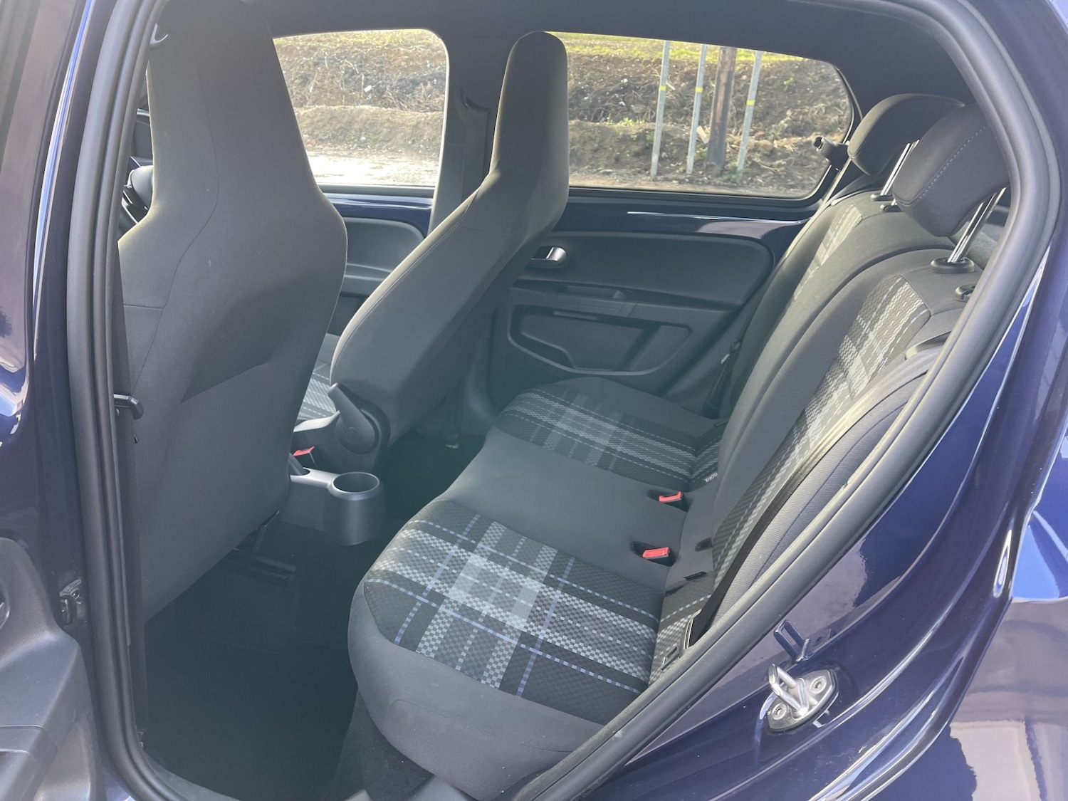 Used Volkswagen up! 2015 for sale - 77385154: Photo 43