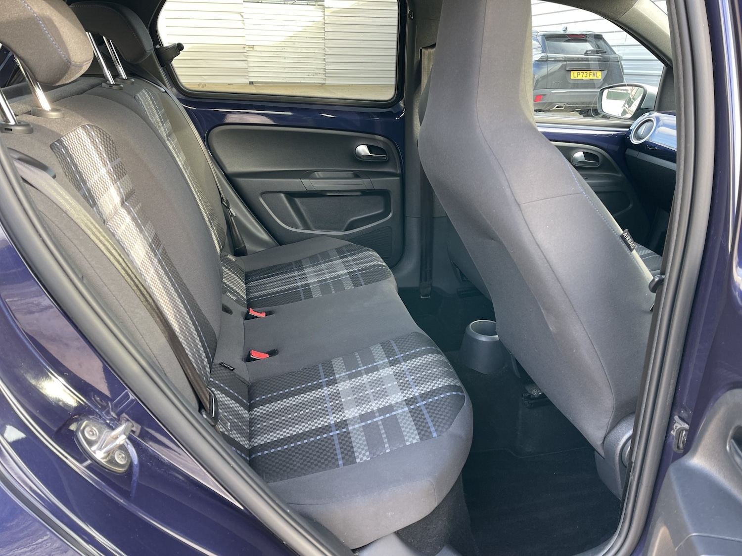 Used Volkswagen up! 2015 for sale - 77385154: Photo 45