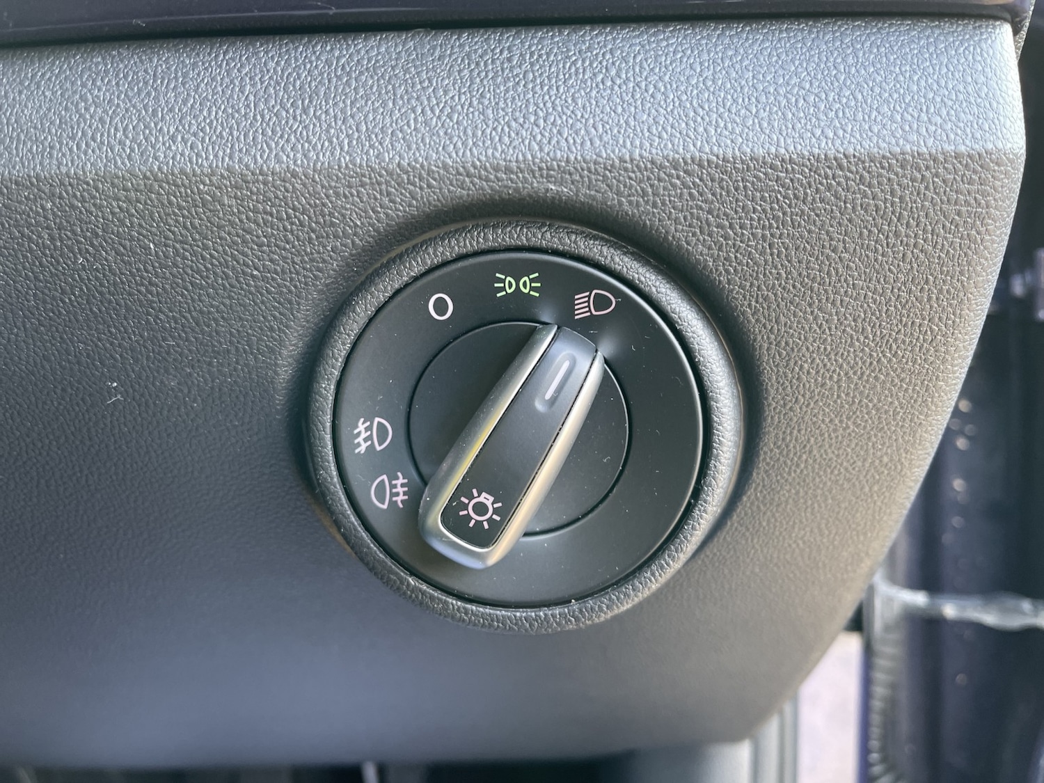 Used Volkswagen up! 2015 for sale - 77385154: Photo 50