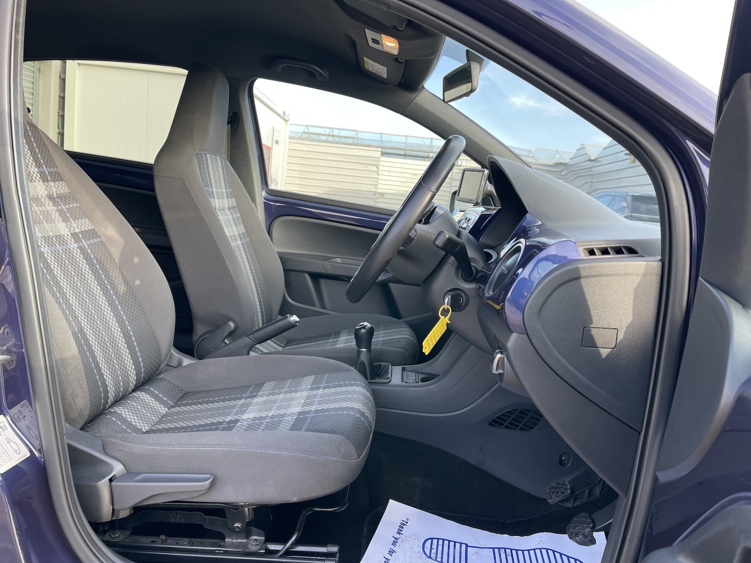 Used Volkswagen up! 2015 for sale - 77385154: Photo 51