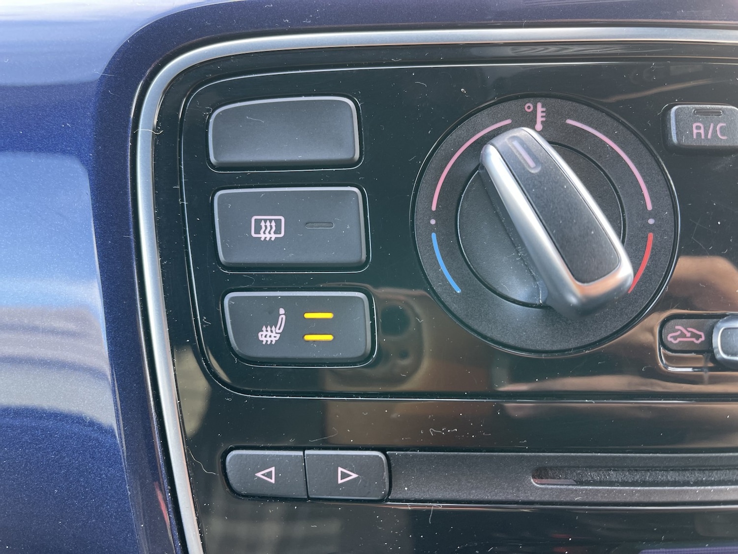 Used Volkswagen up! 2015 for sale - 77385154: Photo 55