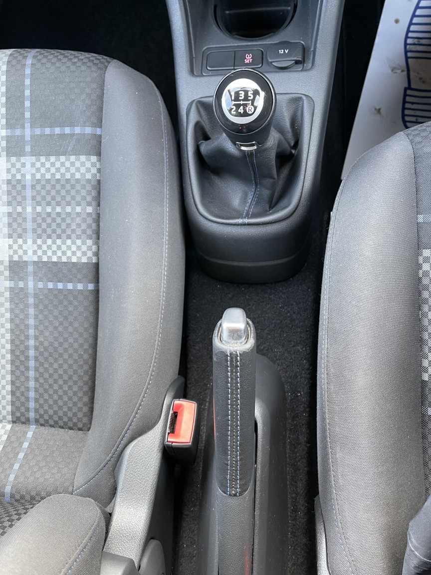 Used Volkswagen up! 2015 for sale - 77385154: Photo 58