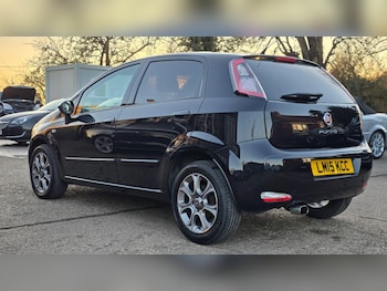 Used Fiat Punto 2015 for sale - 75962626: Photo
