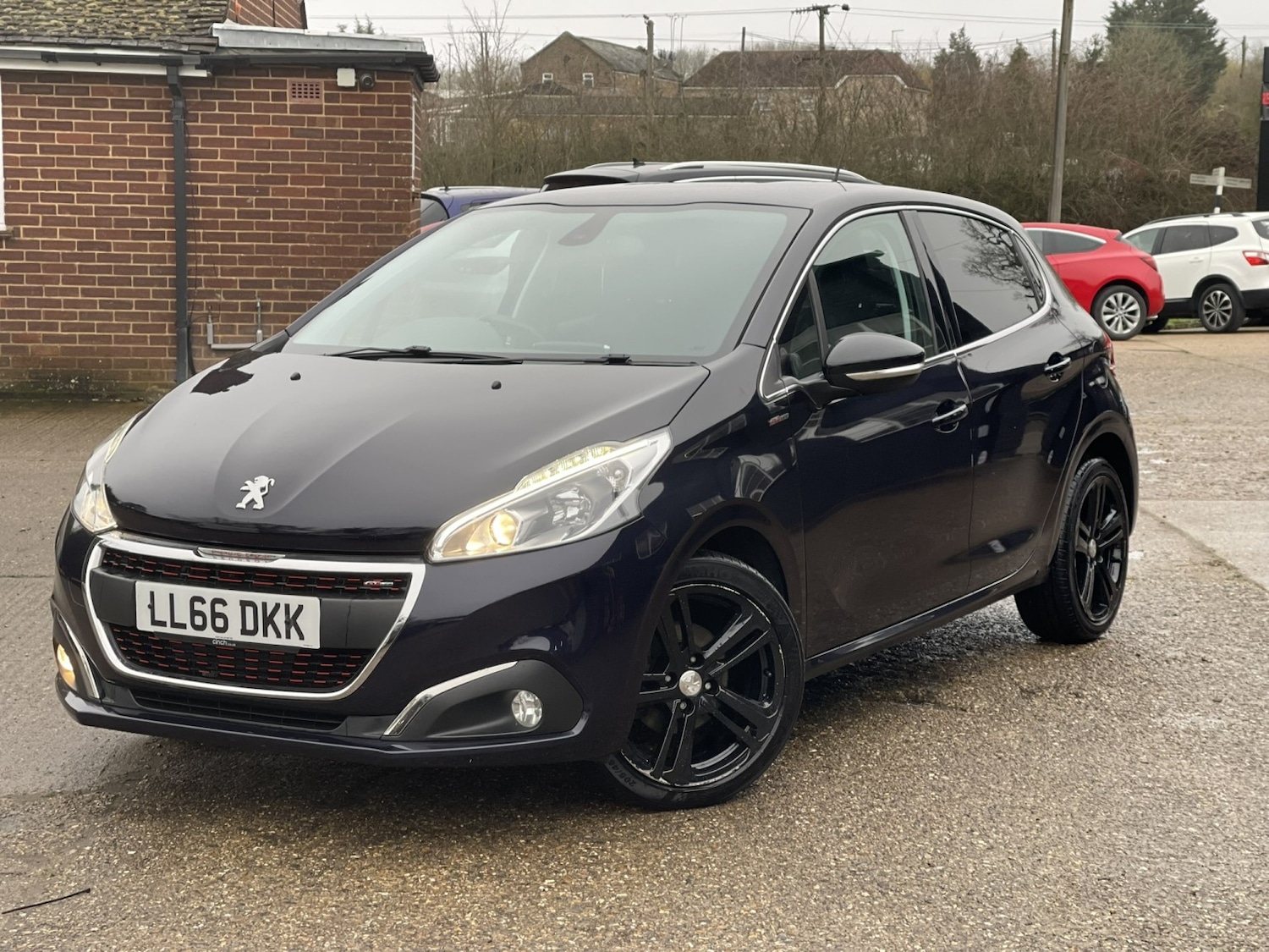 Used Peugeot 208 2016 for sale - 77796877: Photo 10