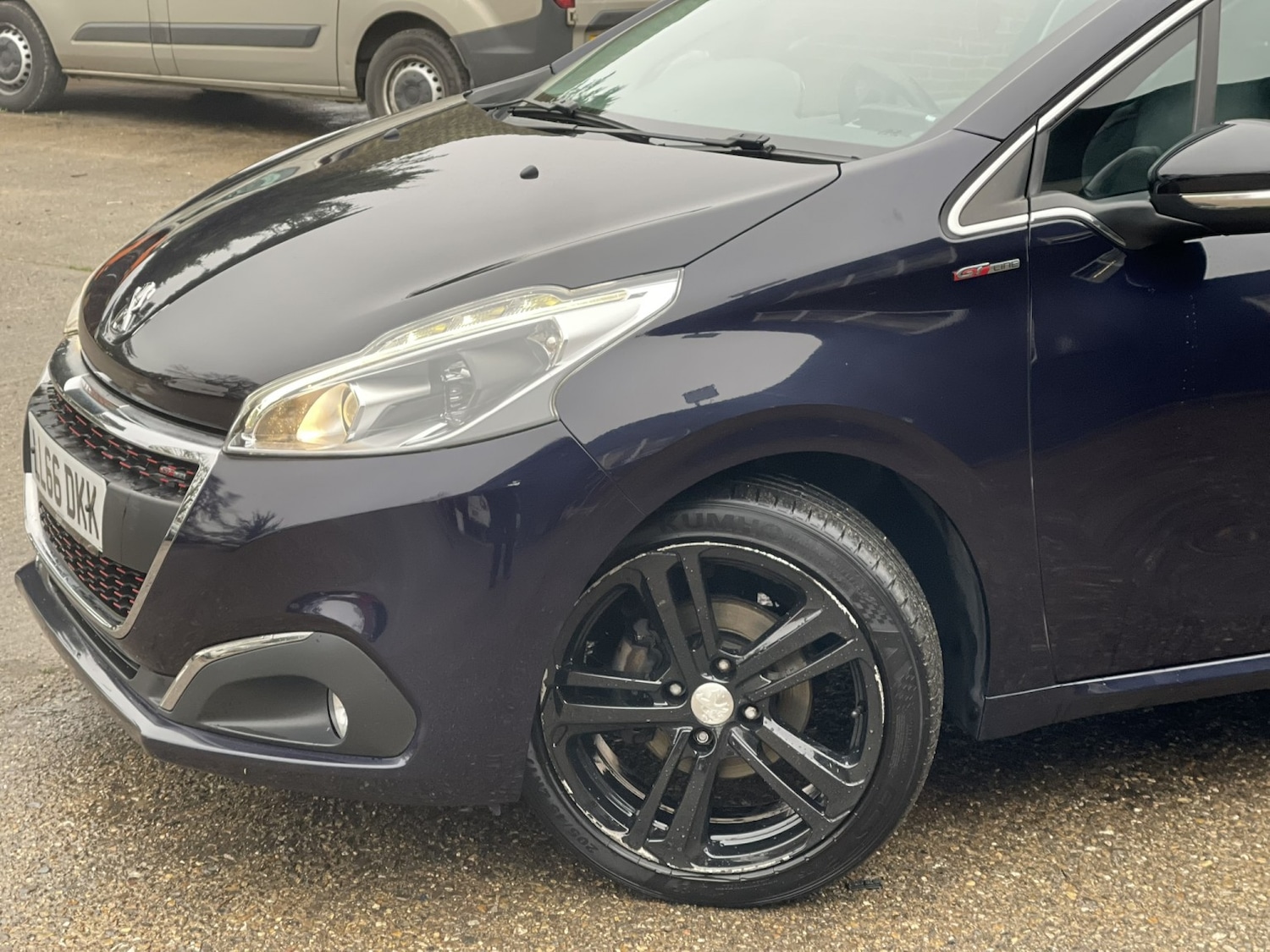 Used Peugeot 208 2016 for sale - 77796877: Photo 12