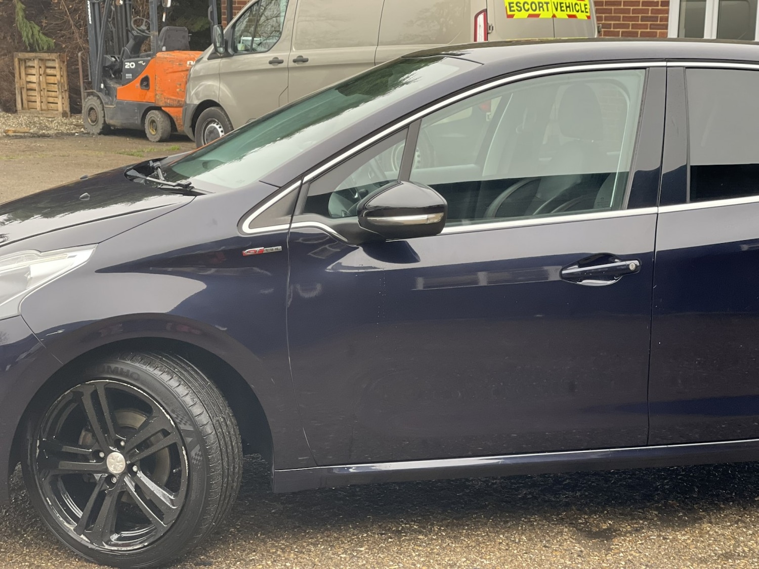 Used Peugeot 208 2016 for sale - 77796877: Photo 14