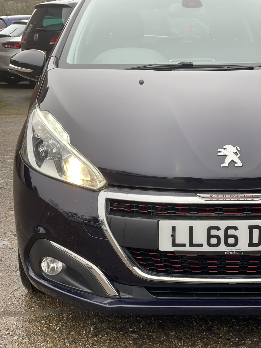 Used Peugeot 208 2016 for sale - 77796877: Photo 20