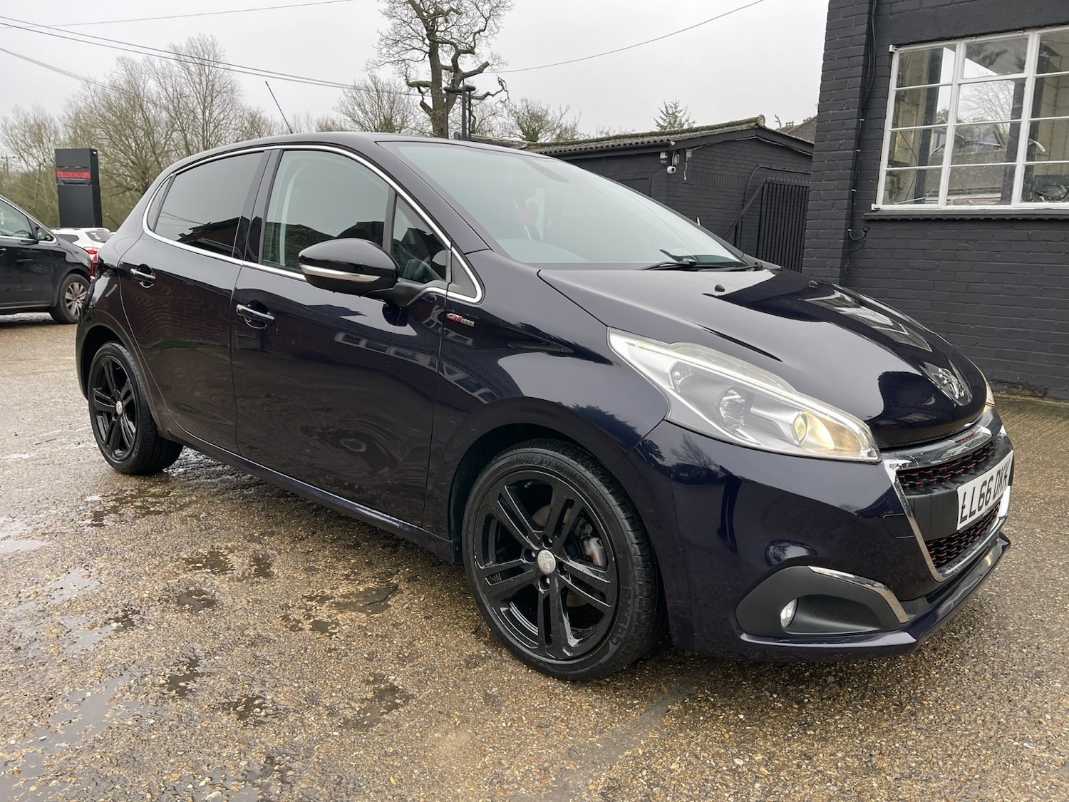 Used Peugeot 208 2016 for sale - 77796877: Photo 22