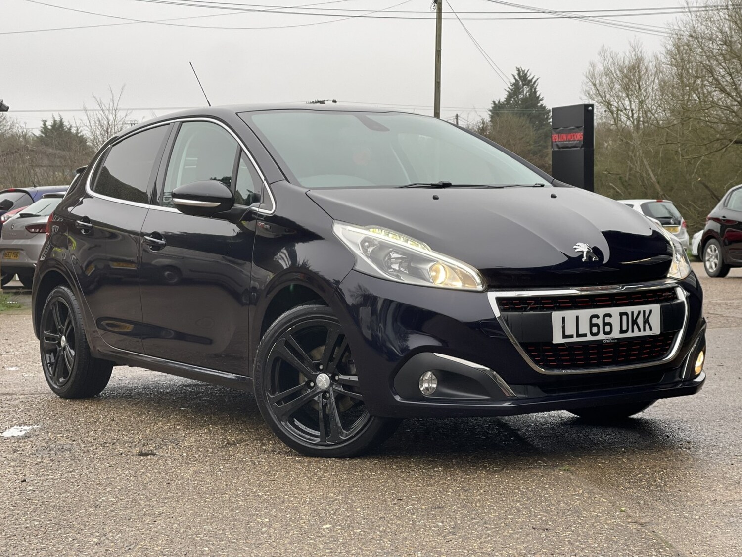 Used Peugeot 208 2016 for sale - 77796877: Photo 3