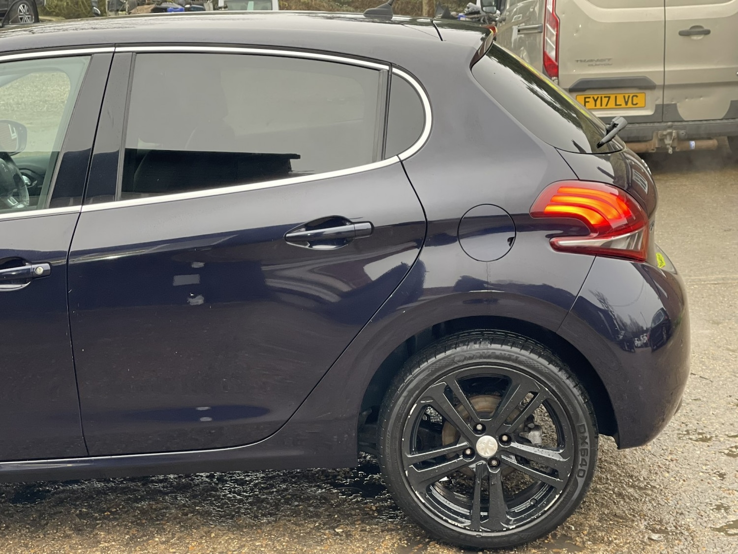 Used Peugeot 208 2016 for sale - 77796877: Photo 31