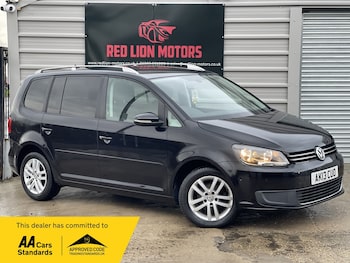 Used Volkswagen Touran 2013 for sale - 77465804: Photo