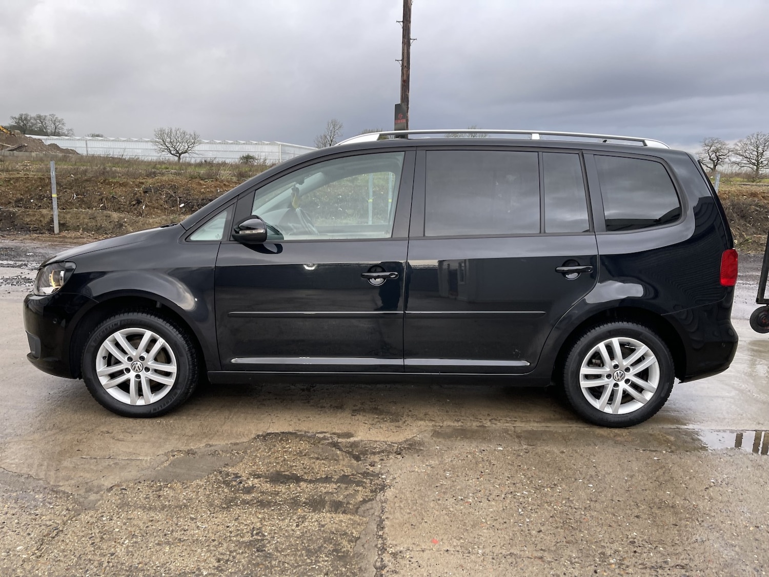 Used Volkswagen Touran 2013 for sale - 77465804: Photo 28