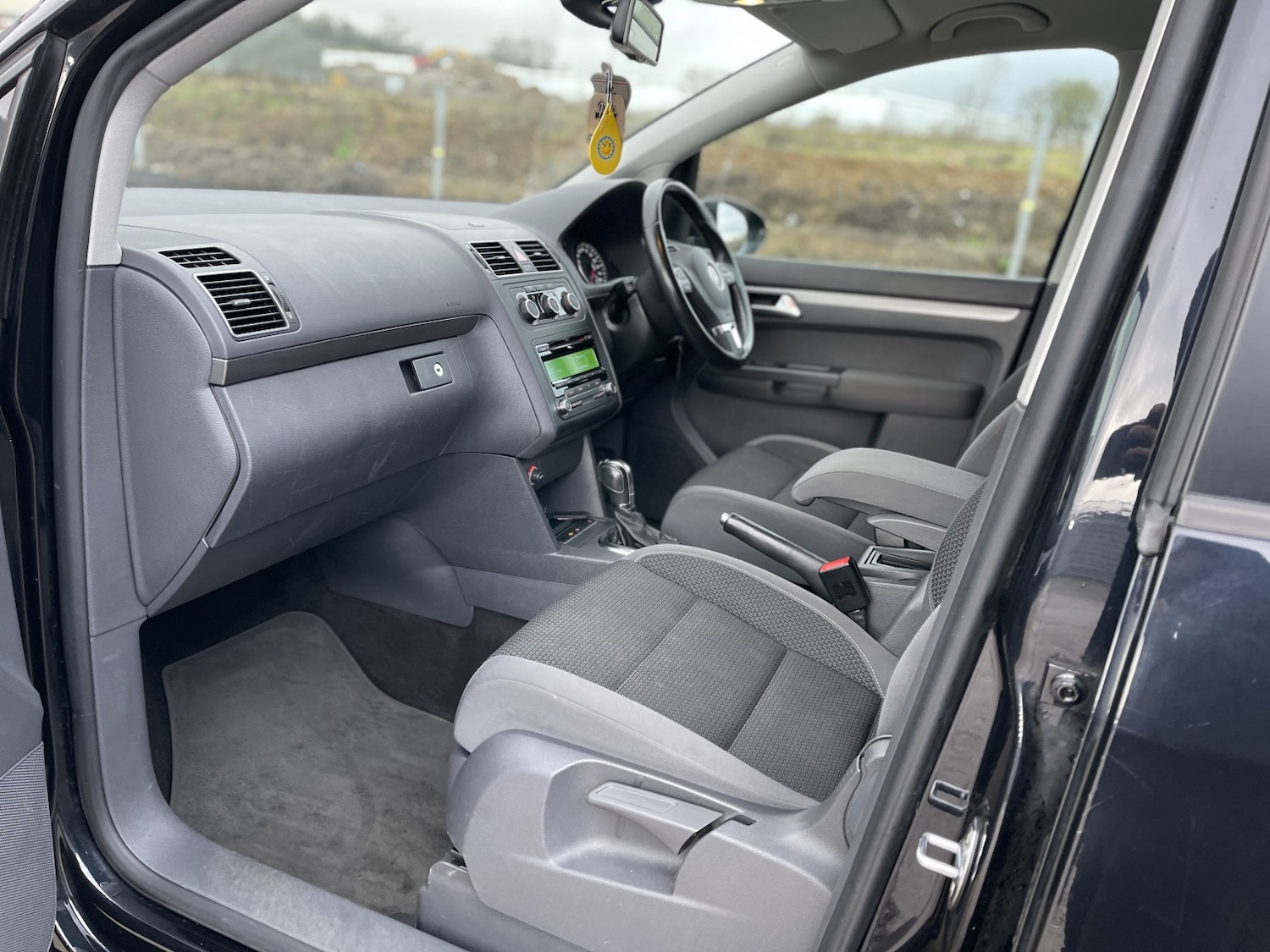 Used Volkswagen Touran 2013 for sale - 77465804: Photo 34