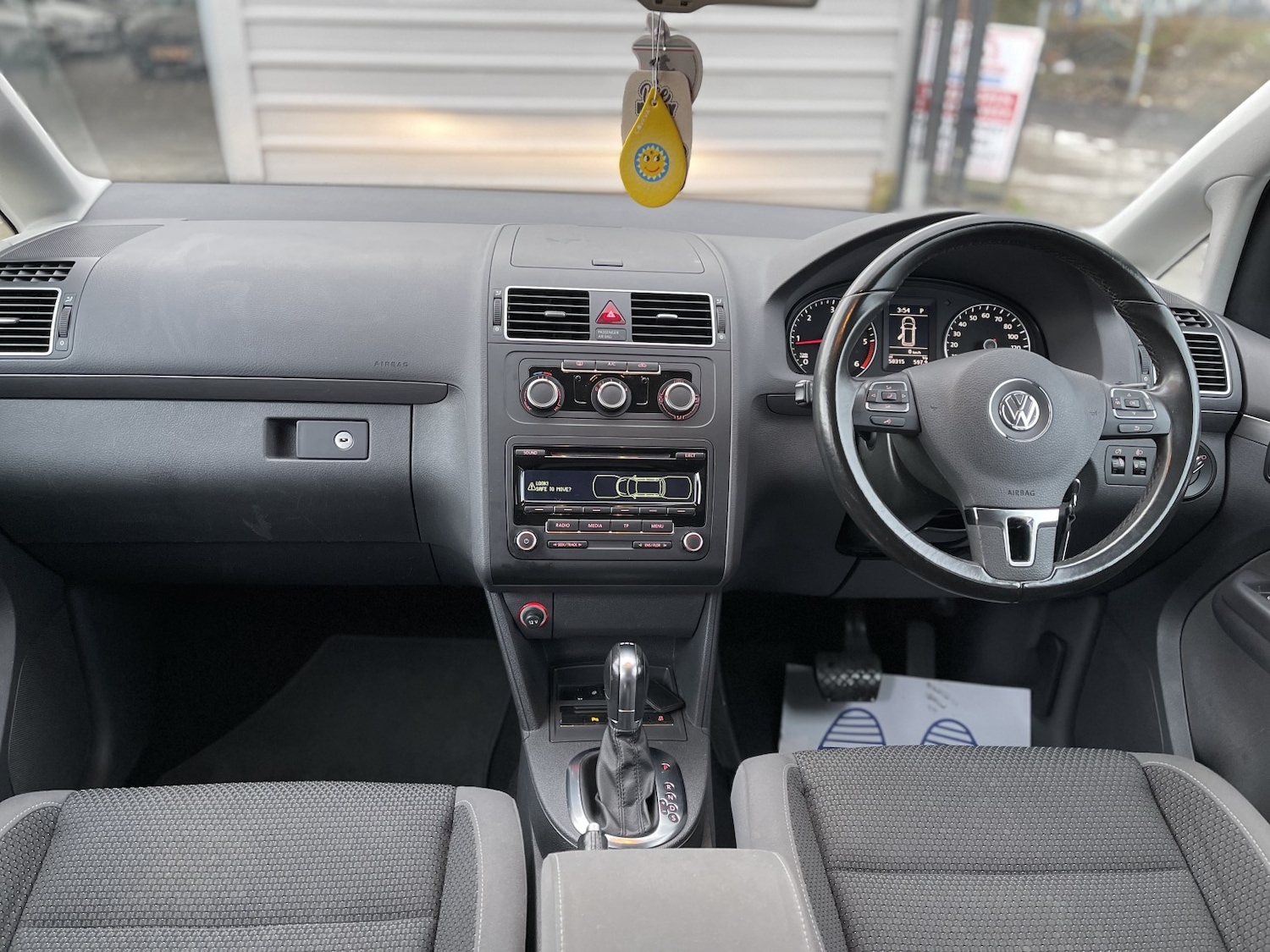 Used Volkswagen Touran 2013 for sale - 77465804: Photo 37