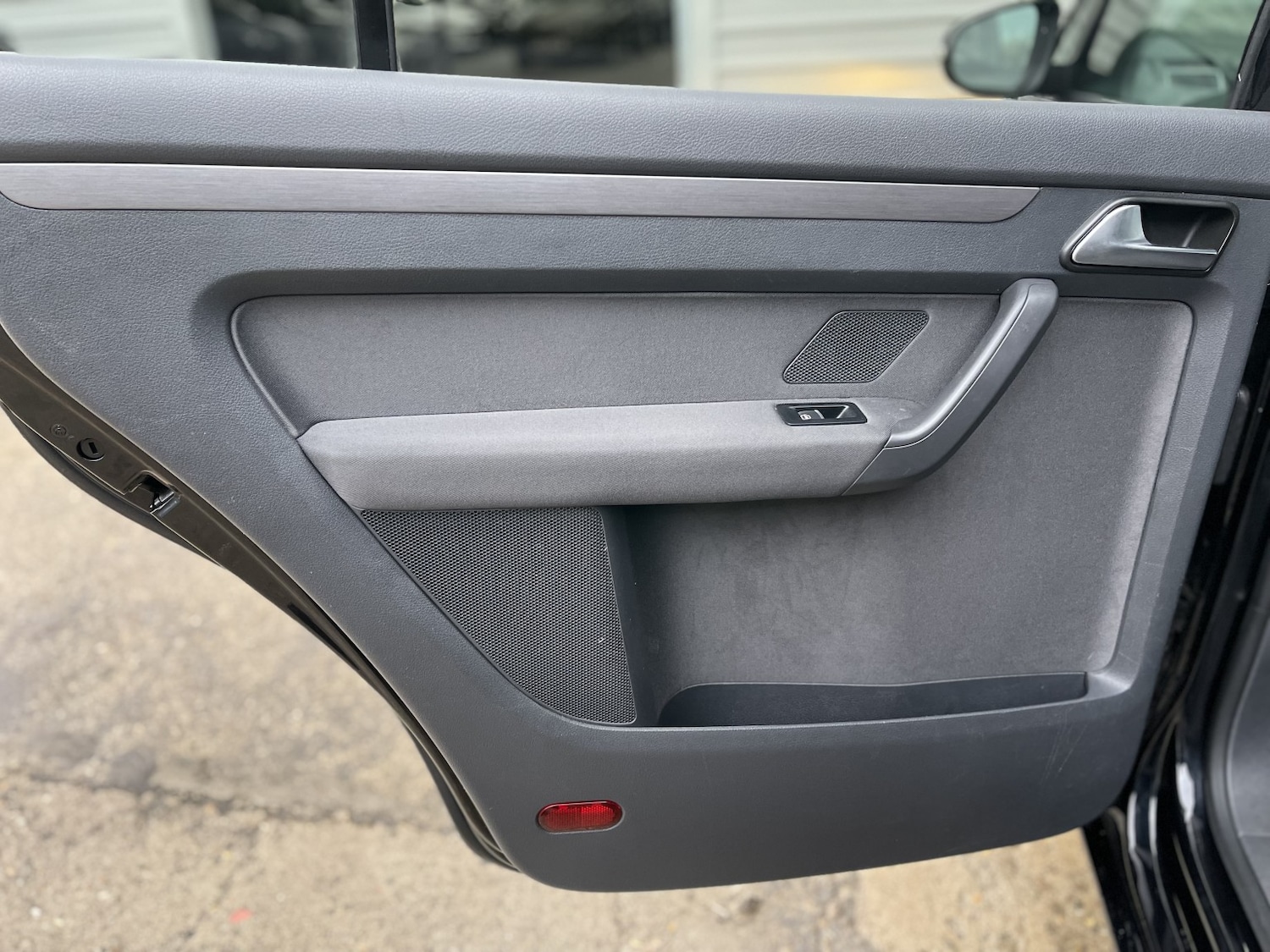 Used Volkswagen Touran 2013 for sale - 77465804: Photo 41