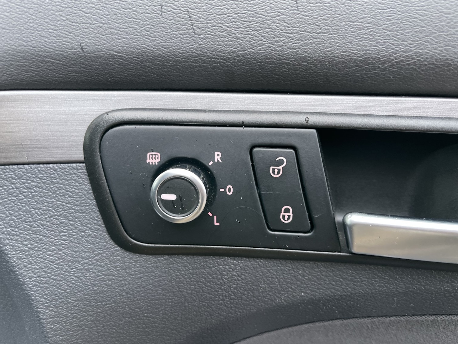 Used Volkswagen Touran 2013 for sale - 77465804: Photo 47