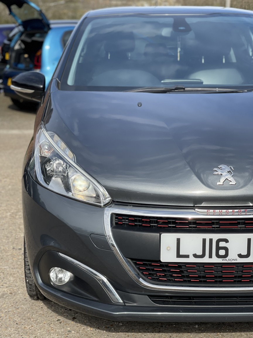 Used Peugeot 208 2016 for sale - 77981819: Photo 24