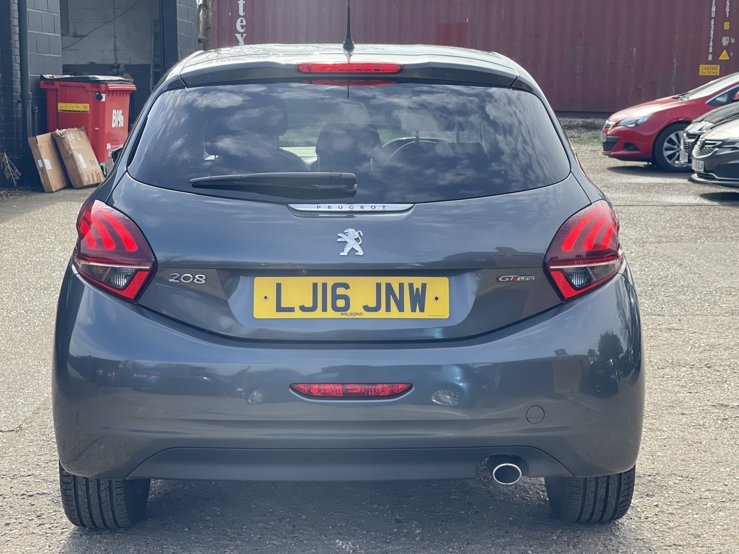 Used Peugeot 208 2016 for sale - 77981819: Photo 27