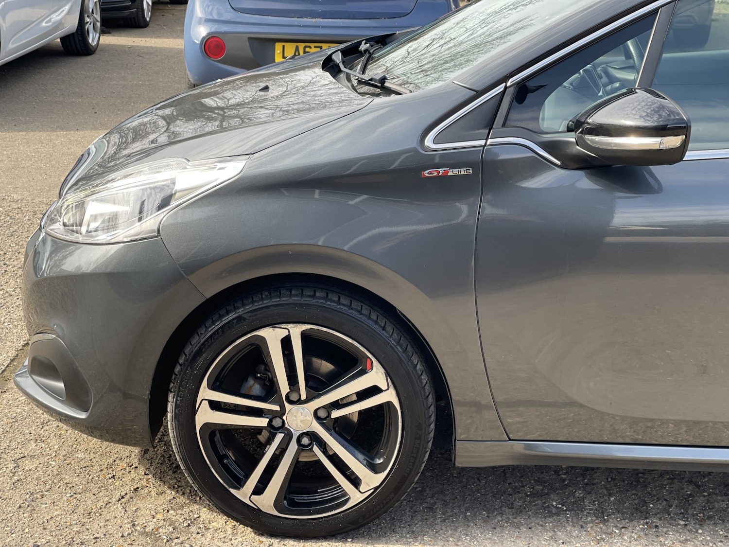 Used Peugeot 208 2016 for sale - 77981819: Photo 30