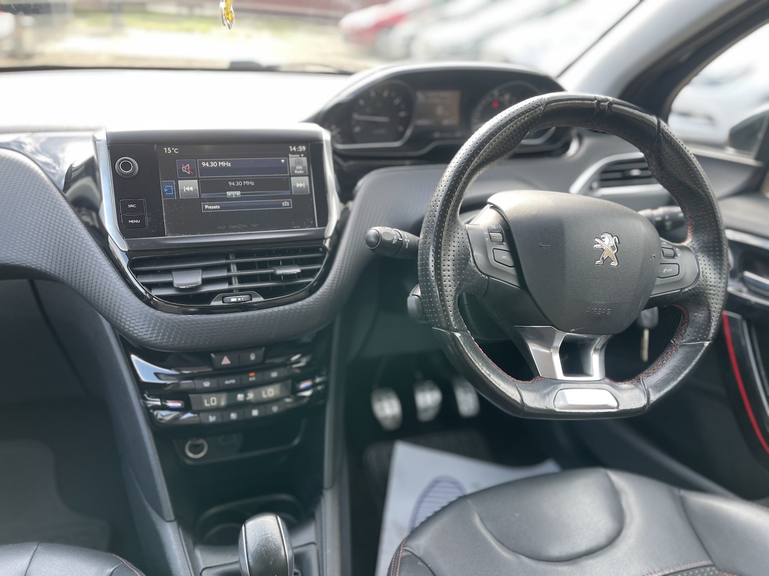 Used Peugeot 208 2016 for sale - 77981819: Photo 39