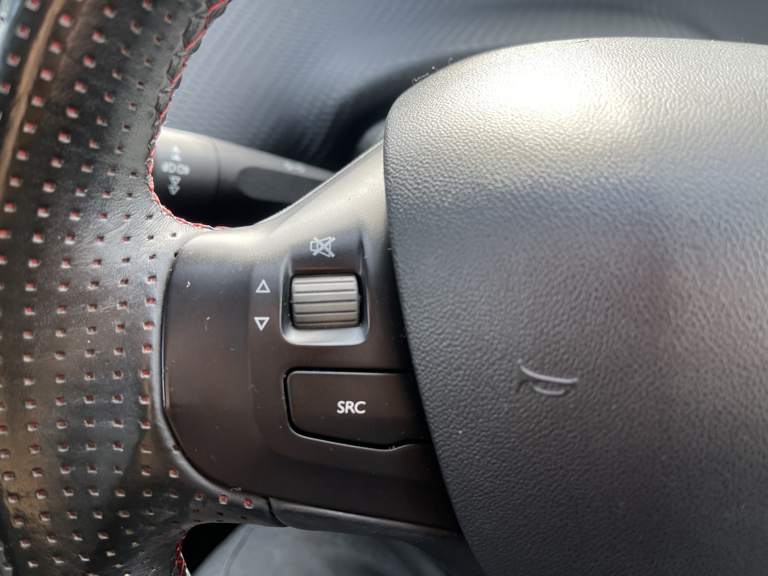 Used Peugeot 208 2016 for sale - 77981819: Photo 59